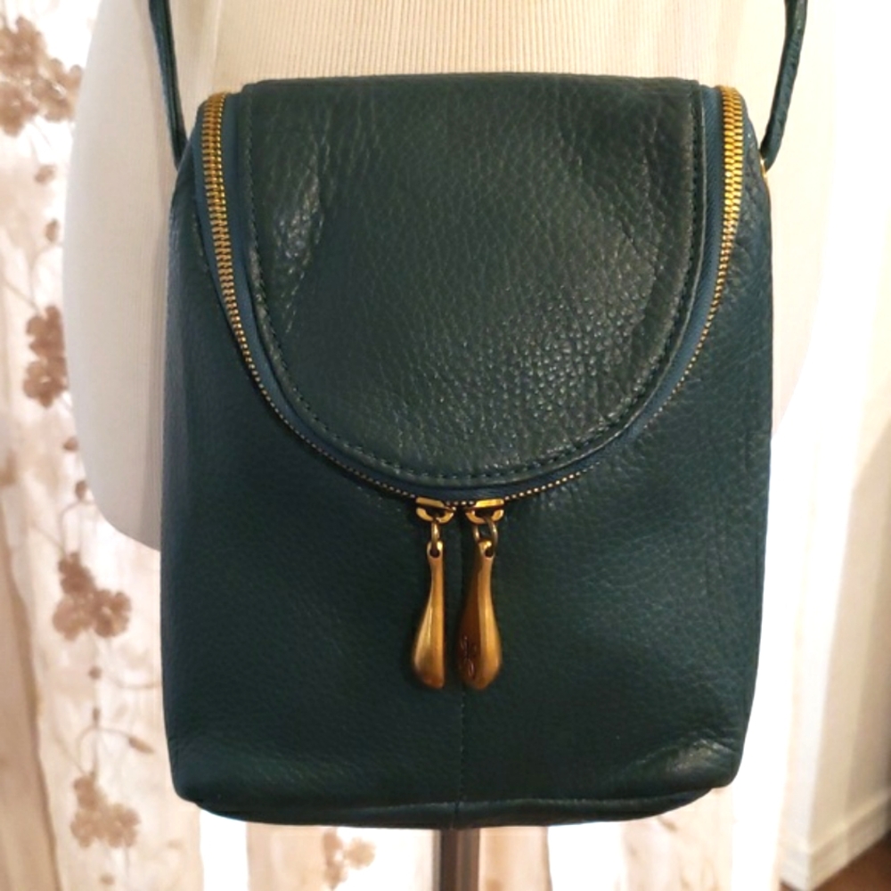 HOBO Fern Pebbled Leather Crossbody